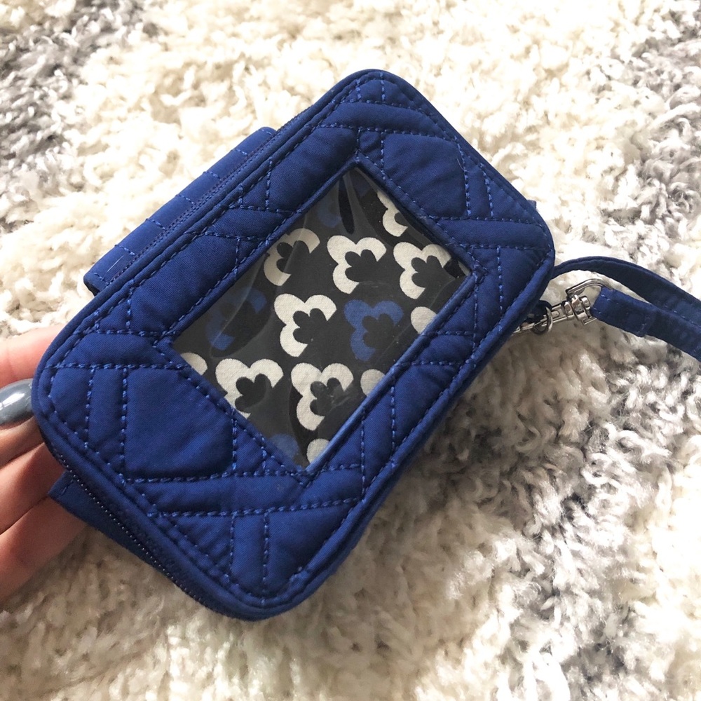 Vera Bradley Wristlet - Picture 2 of 4